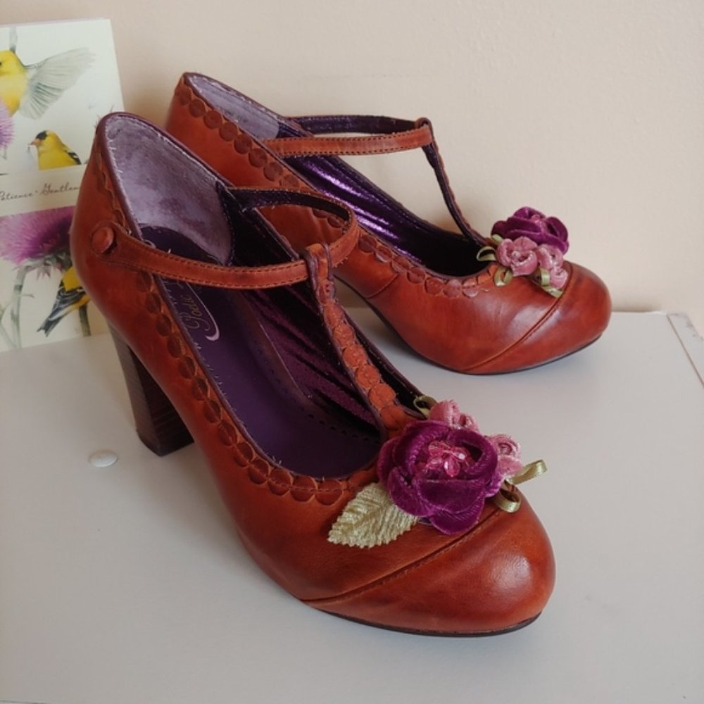 Poetic License 39.5 9 London Calling Heels NEW - Picture 2 of 3